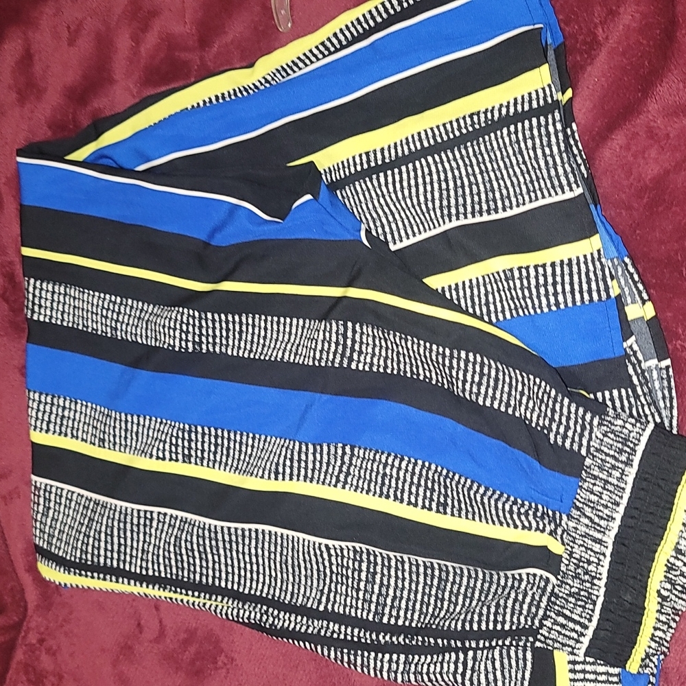 Pants - Picture 3 of 8